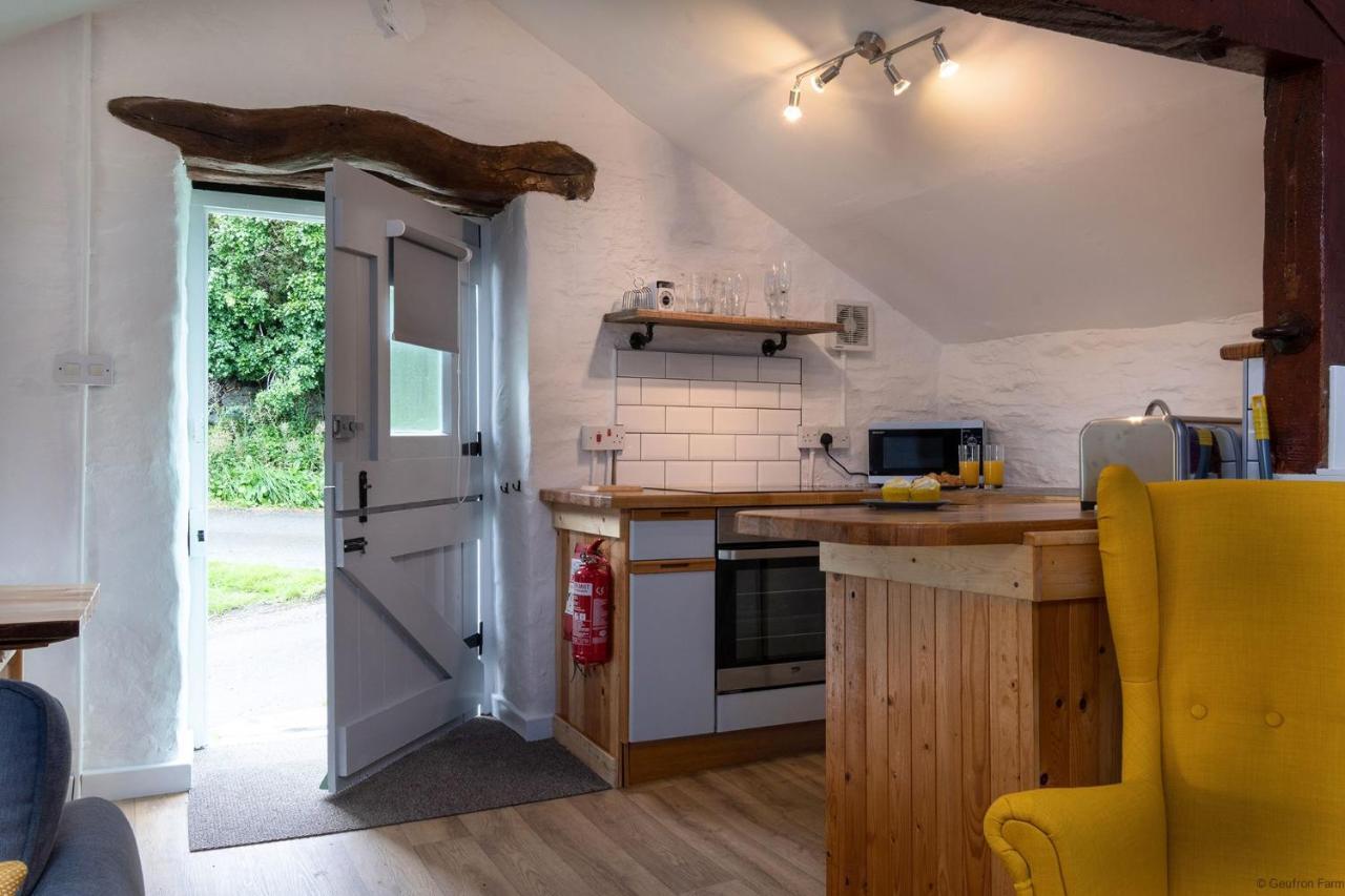Dog Friendly Cottage, Geufron Farm Near Tywyn Bryn-crug Eksteriør bilde