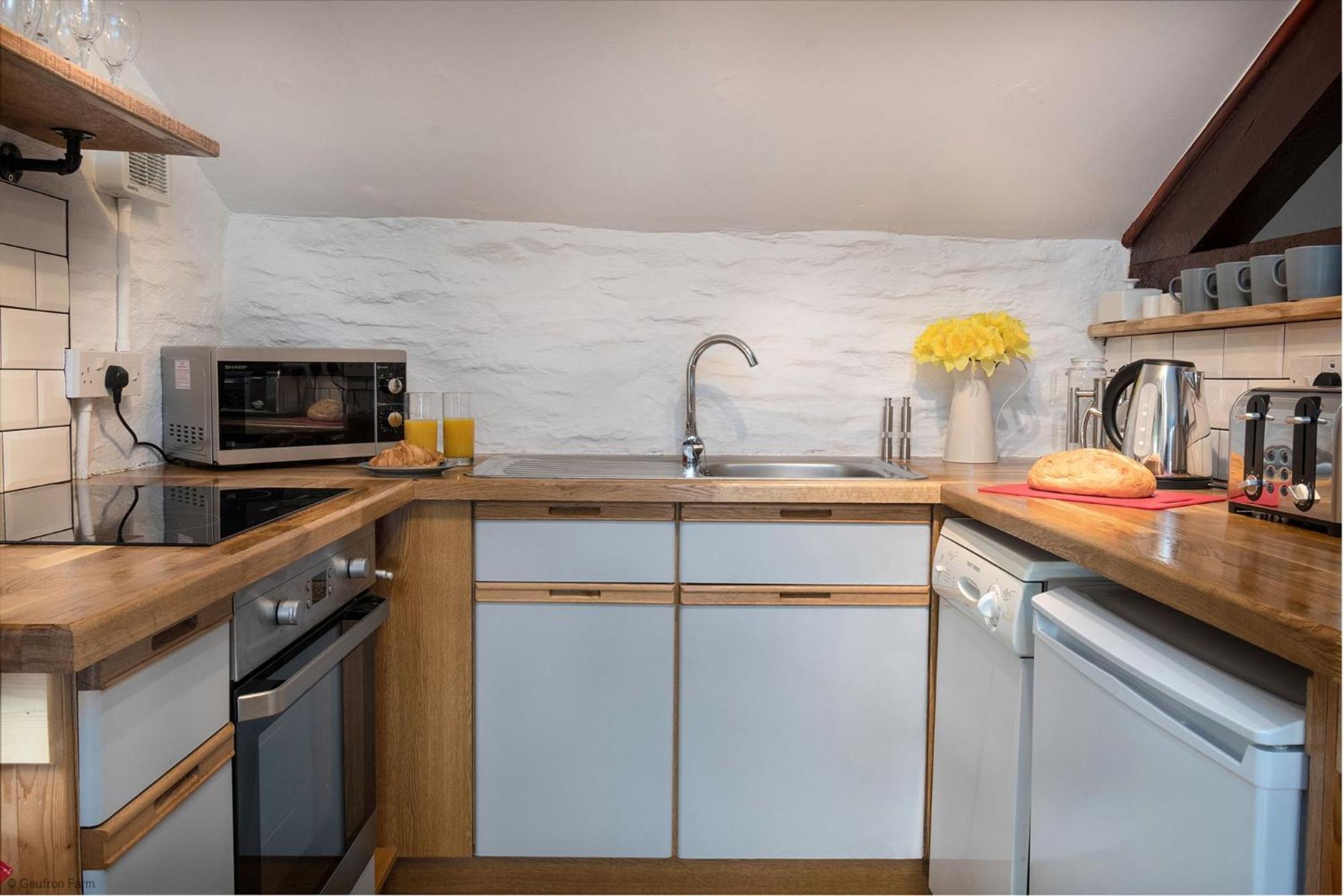 Dog Friendly Cottage, Geufron Farm Near Tywyn Bryn-crug Eksteriør bilde